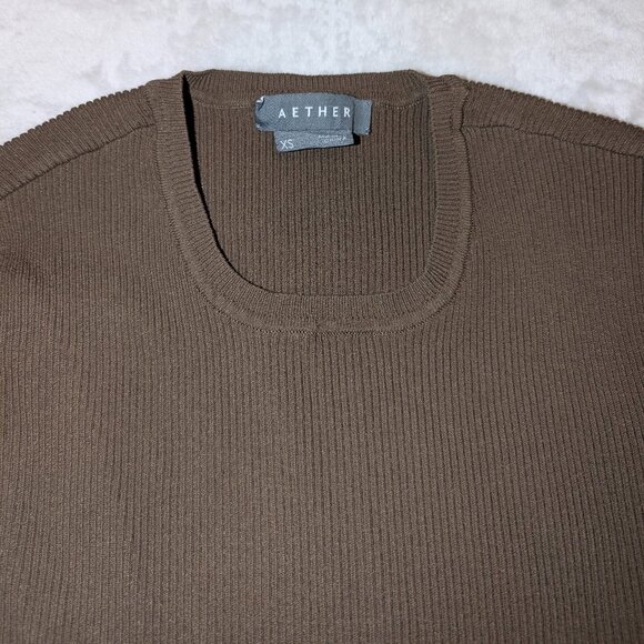 Aether Colorblock Fitted Sweater - Picture 3 of 5